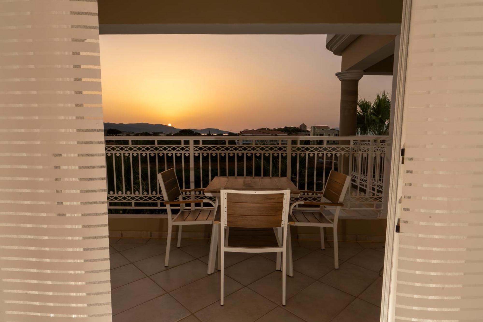 Arkadia Hotel Kipszéli Kültér fotó