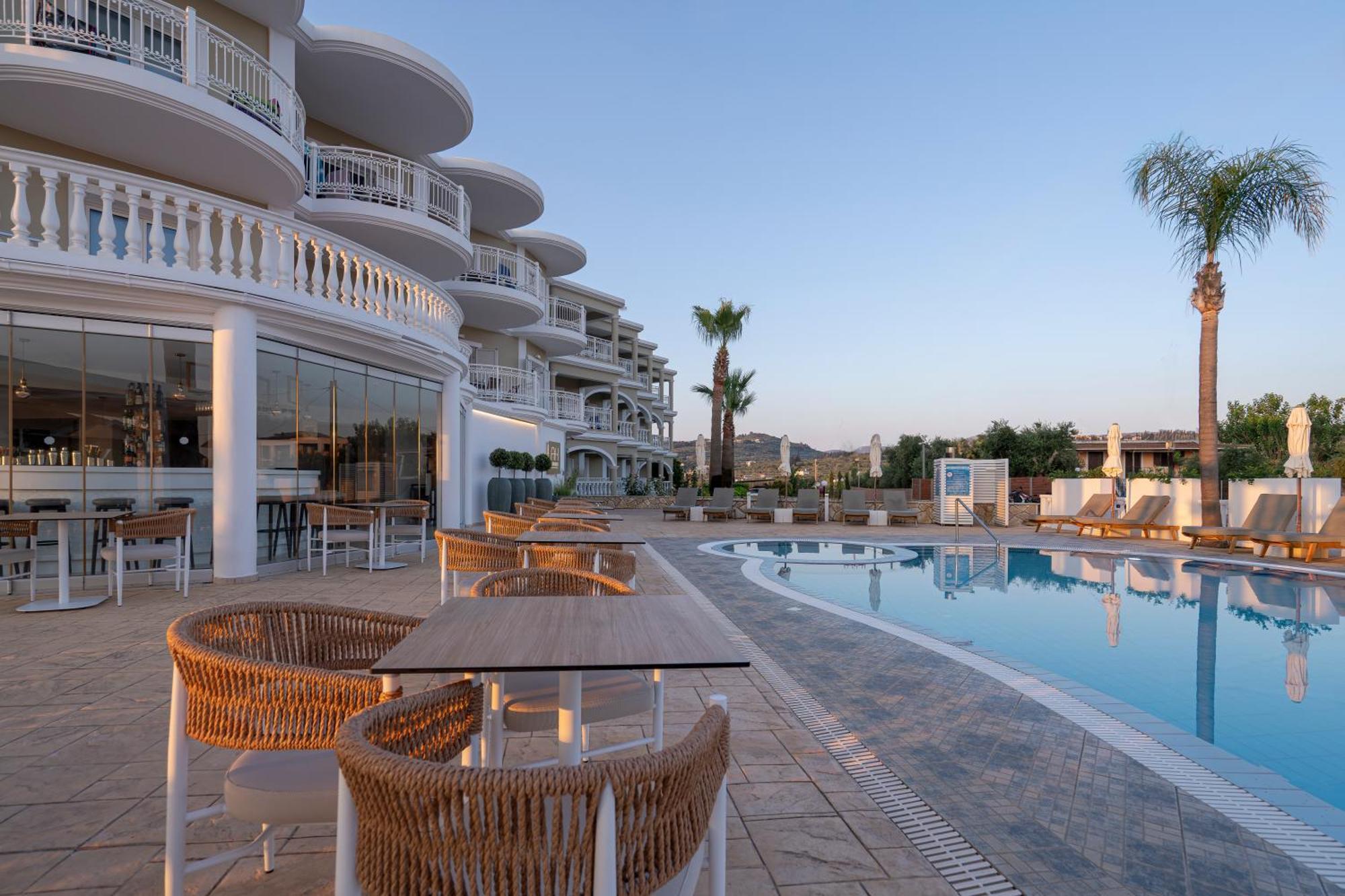 Arkadia Hotel Kipszéli Kültér fotó