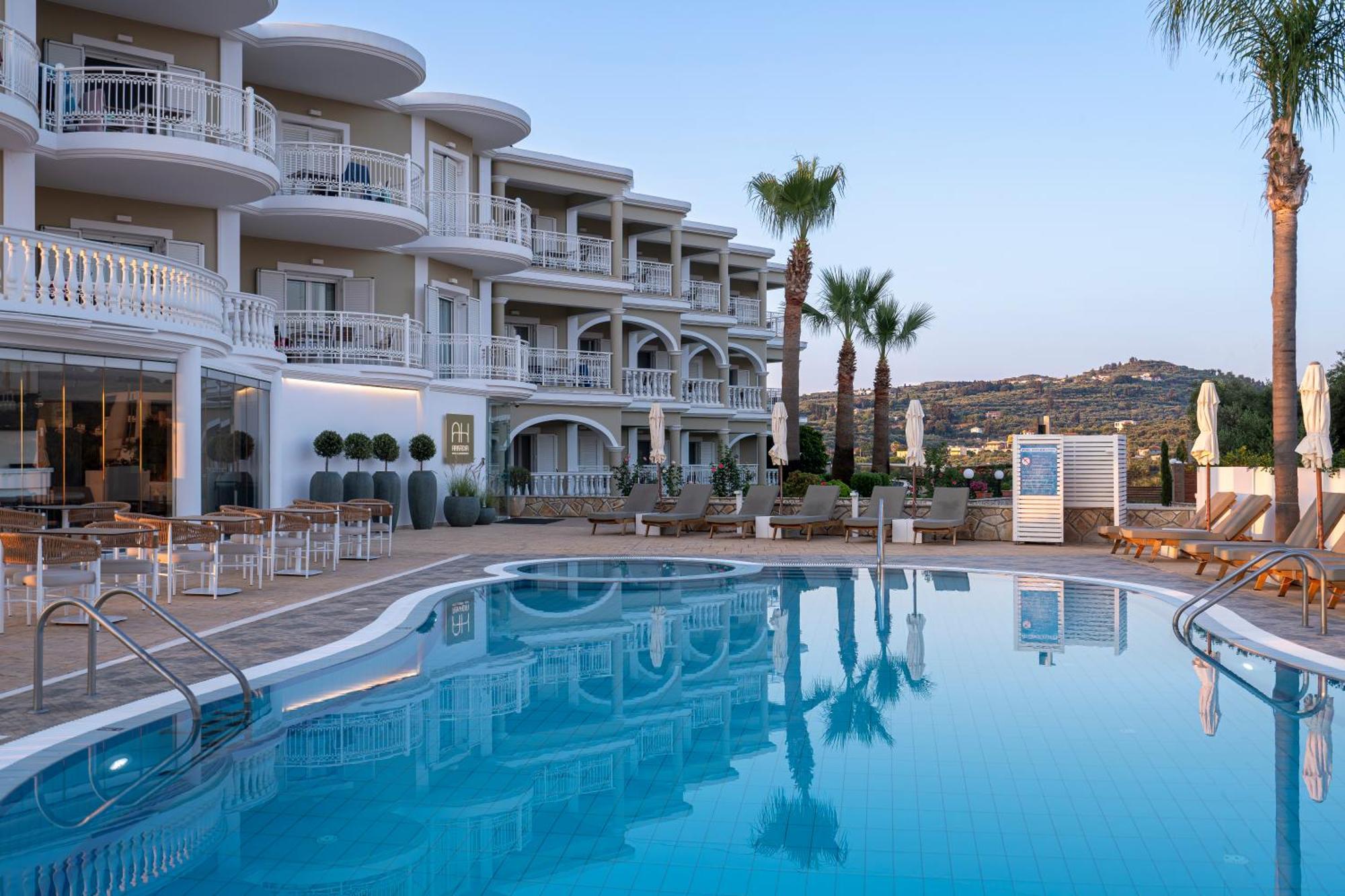 Arkadia Hotel Kipszéli Kültér fotó