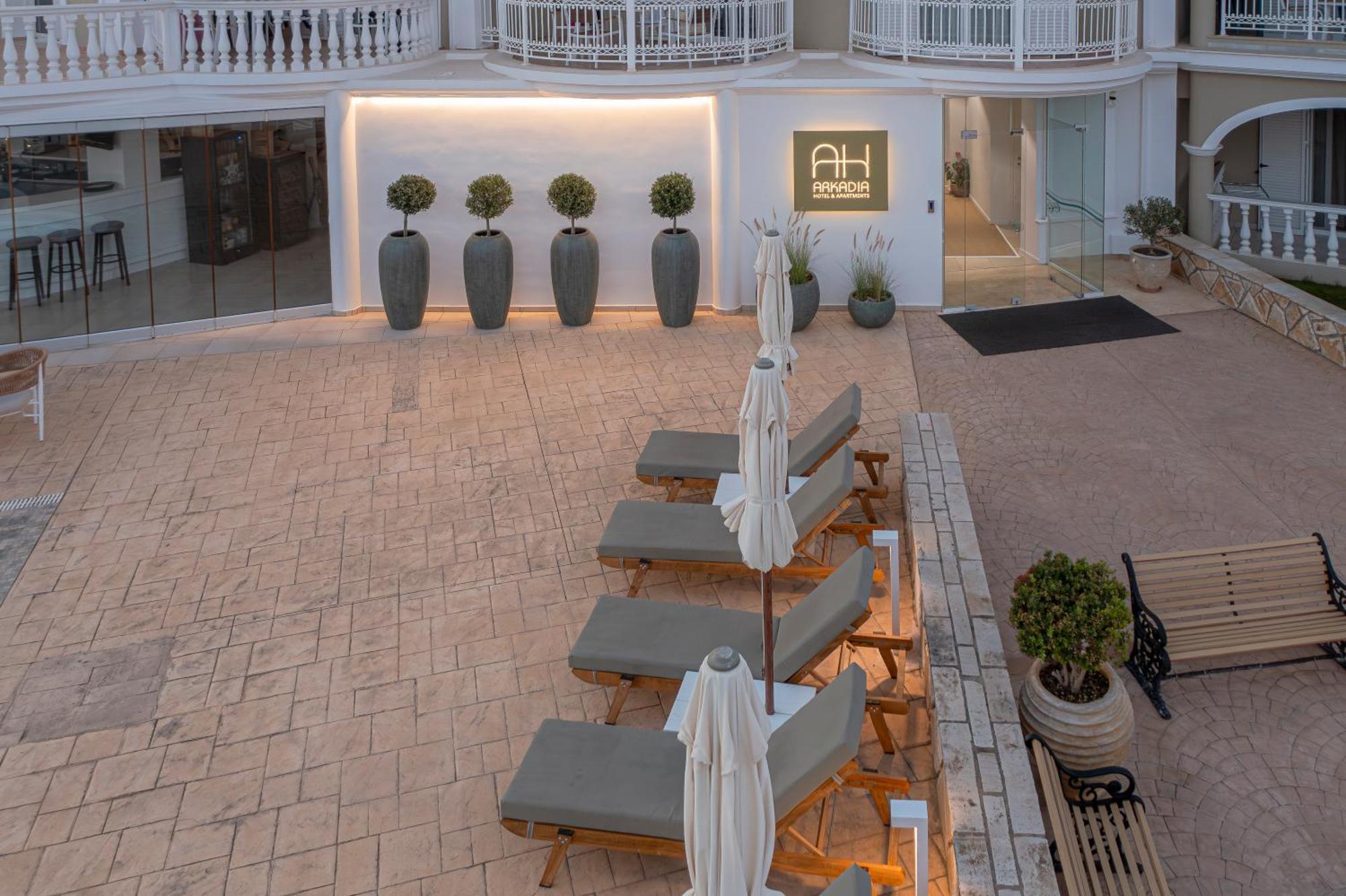 Arkadia Hotel Kipszéli Kültér fotó